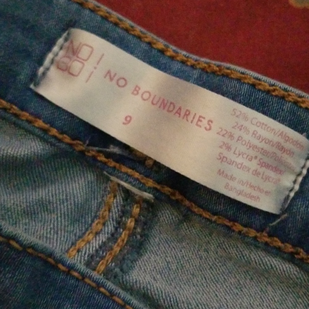 Jeans - Picture 3 of 4